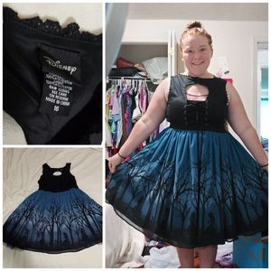 Size 16 Disney Alice in Wonderland Dress